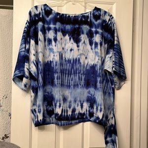 MICHAEL Michael Kors short sleeve blouse in shades of blue tie dye